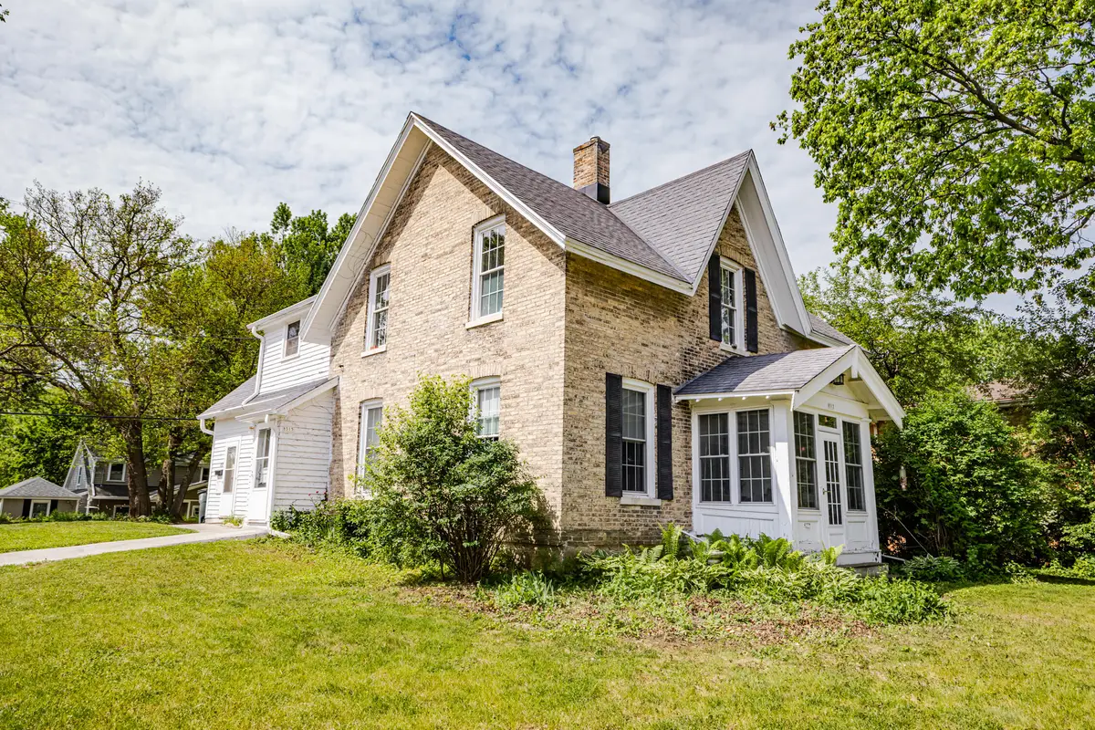 8513 W North Ave, Wauwatosa, WI 53226 - #1