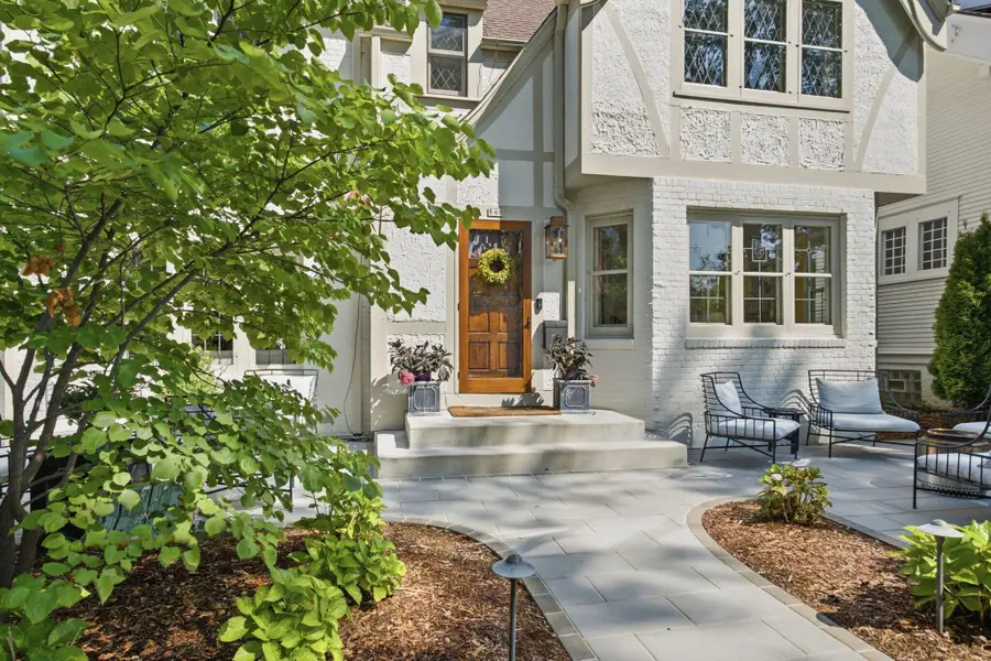 840 E Birch Ave, Whitefish Bay, WI 53217 - #3
