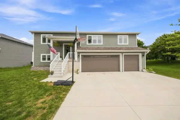 687 W Madison St, Jefferson, WI 53549