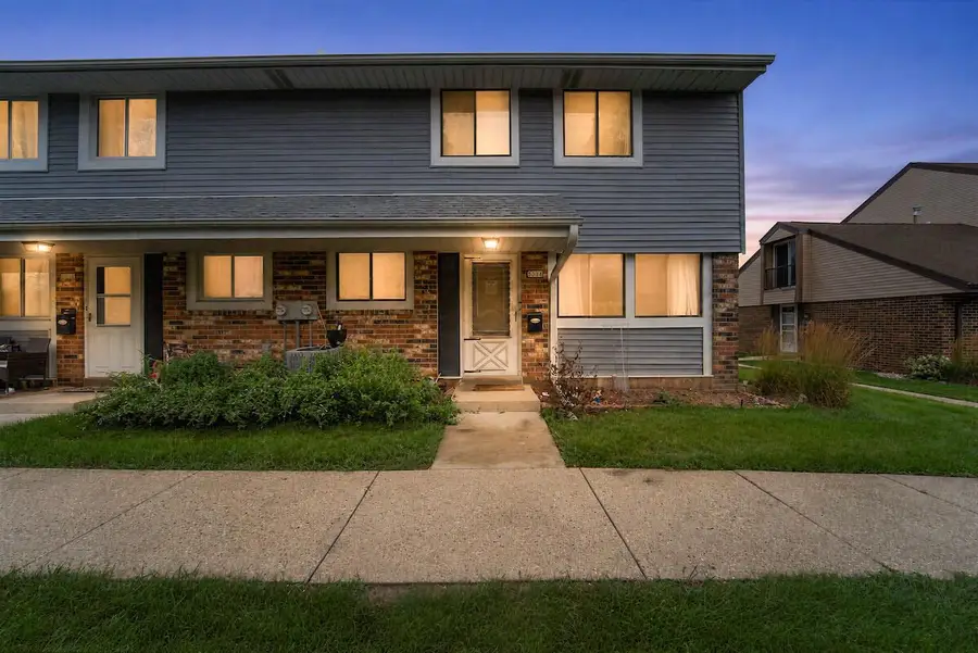 6334 S 20th St, Milwaukee, WI 53221 - #2