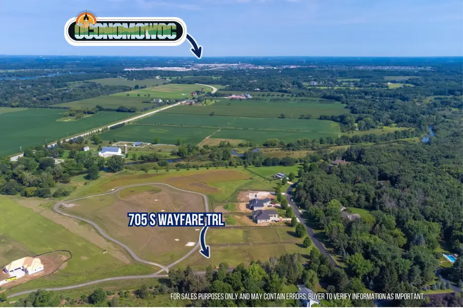 705 S Wayfare Trl, Summit, WI 53066 - #2