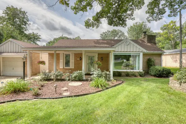 2737 S Waukesha Rd, West Allis, WI 53227