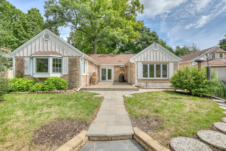 2737 S Waukesha Rd, West Allis, WI 53227 - #3