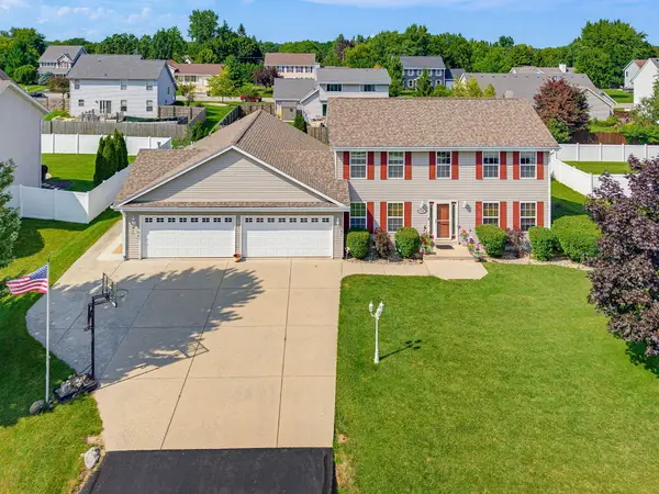 5730 Eagle Point Dr, Caledonia, WI 53406