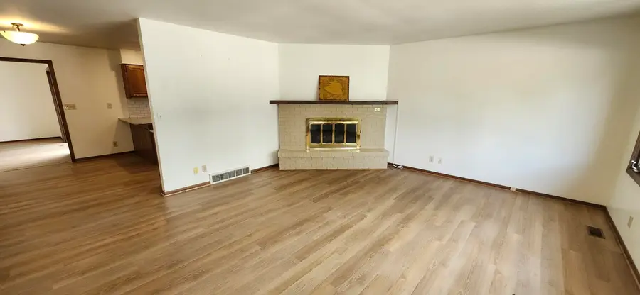 1707 Miller Rd, Lake Geneva, WI 53147 - #3