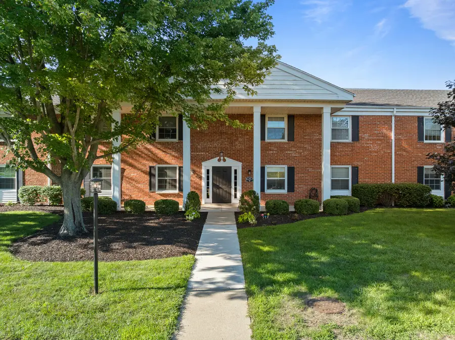 348 County Road B, Fontana, WI 53125 - #2