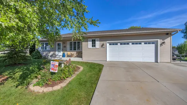 1632 Crane Ct, Sheboygan Falls, WI 53085