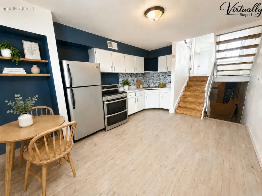 8877 N Swan Rd, Milwaukee, WI 53224 - #2
