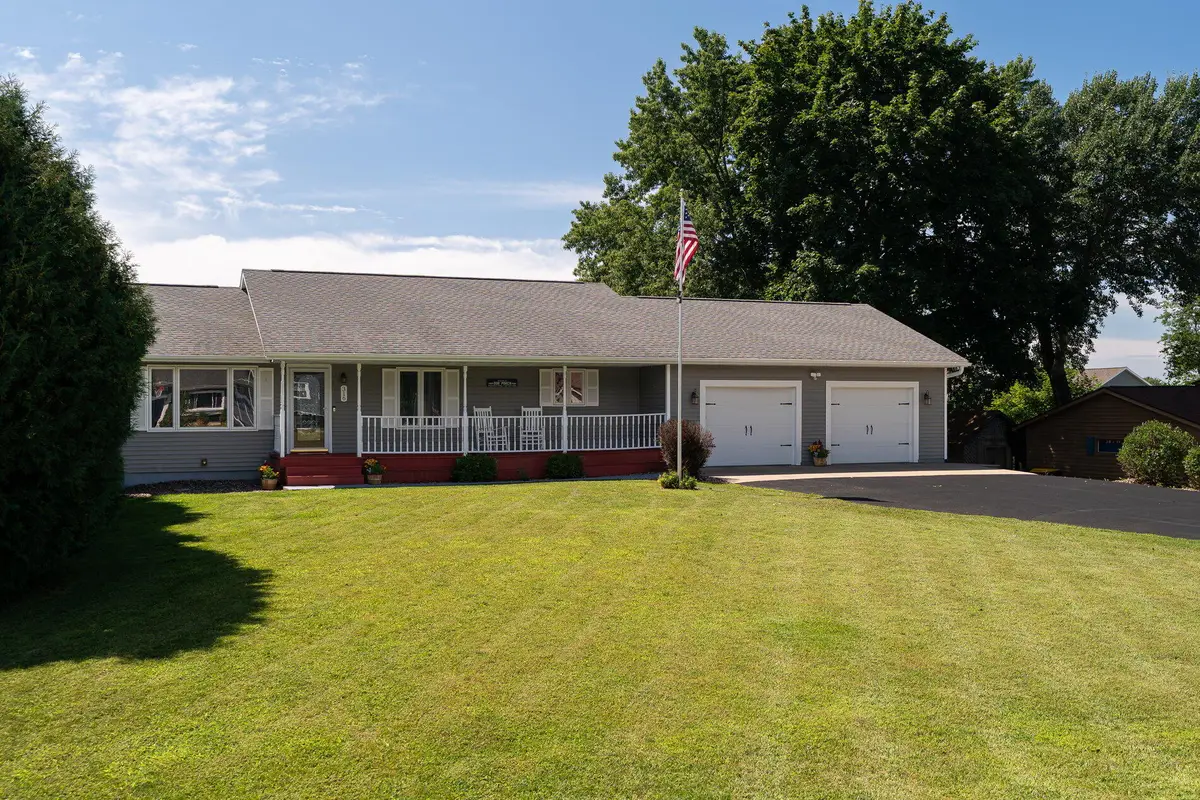 316 Gaarder Rd E, Holmen, WI 54636 - #1