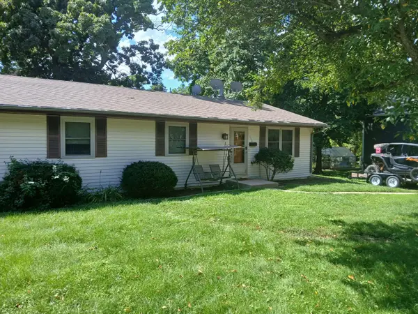 110 Cass St, Lake Geneva, WI 53147