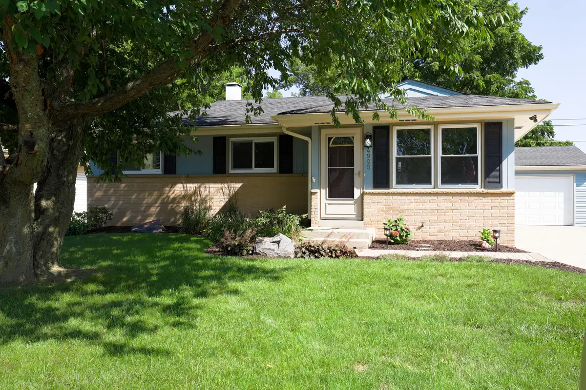 4900 Ridgeway Ave, Racine, WI 53406 - #1