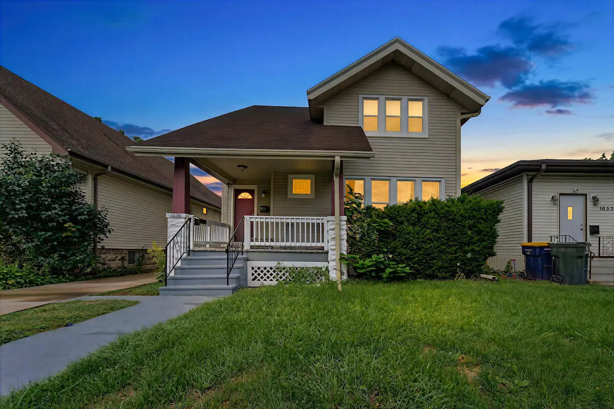1639 S 79th St, West Allis, WI 53214 - #1