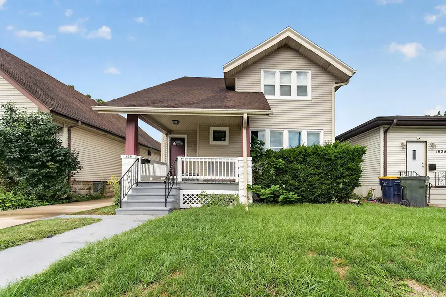 1639 S 79th St, West Allis, WI 53214 - #2