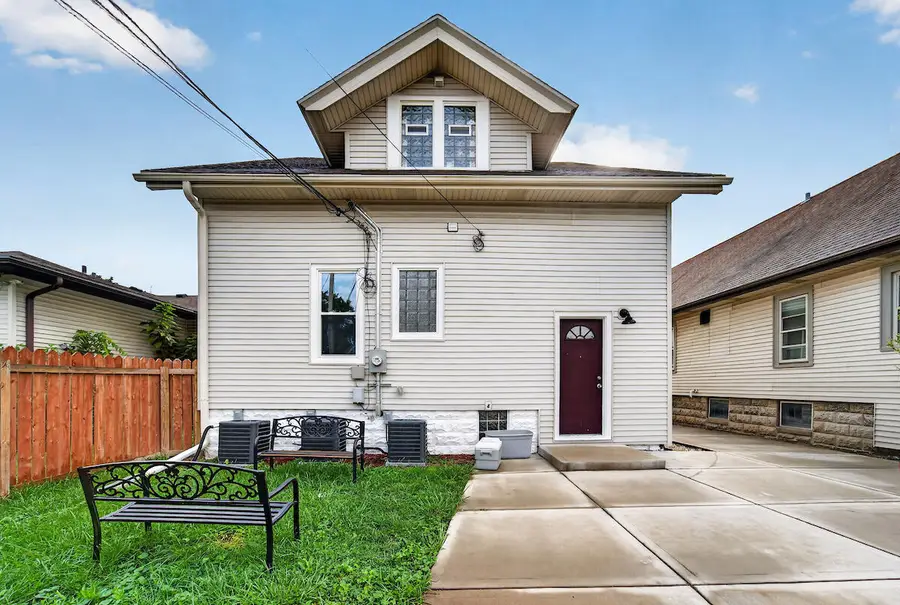 1639 S 79th St, West Allis, WI 53214 - #3