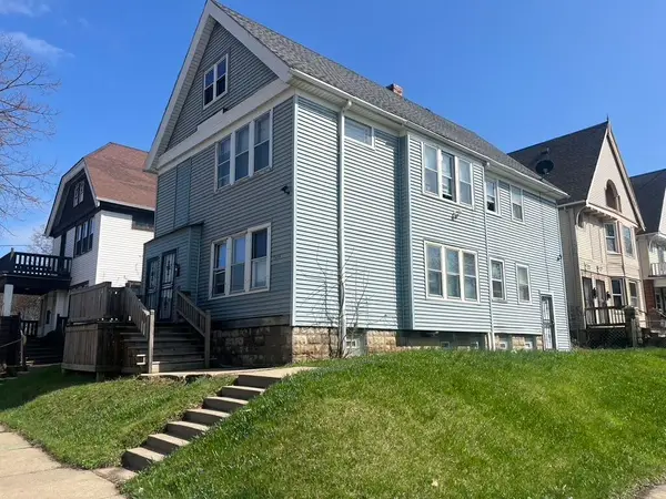 2481 W Locust St, Milwaukee, WI 53206