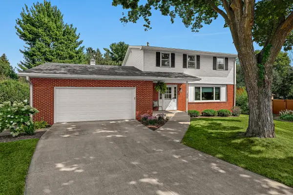 2555 Madison Pl, La Crosse, WI 54601