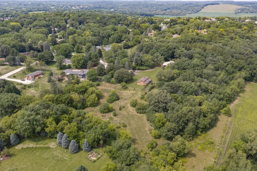 S29W29210 Wayne Keith Cir, Genesee, WI 53188 - #2