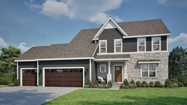 1339 Lynn Cir, Oconomowoc, WI 53066