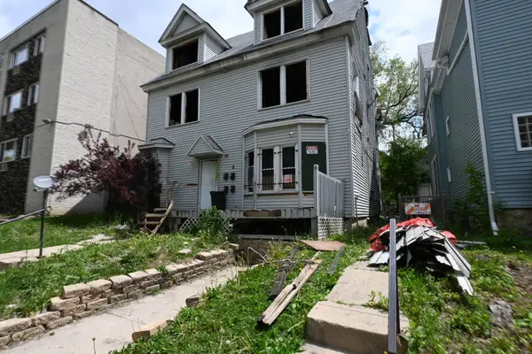 608 N 30th St, Milwaukee, WI 53208