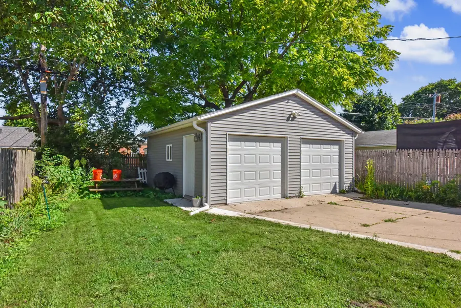 1114 William St, Racine, WI 53402 - #2
