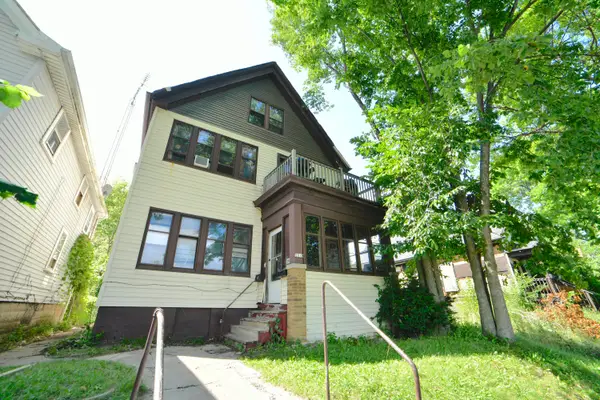2917-2919 N 8th St, Milwaukee, WI 53206