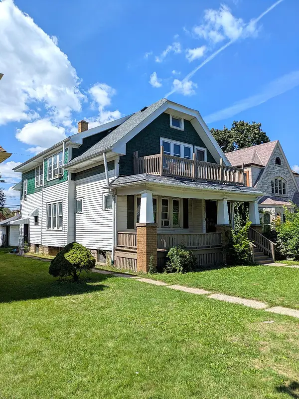 4213 N 14th St, Milwaukee, WI 53209