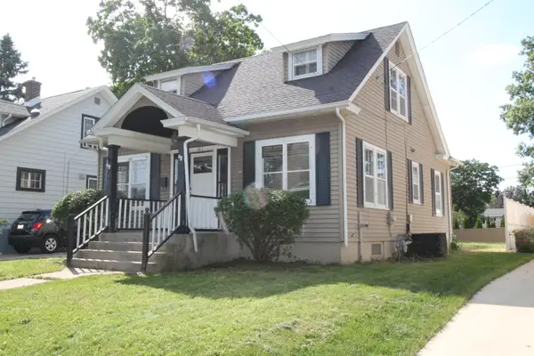 181 Kendall St, Burlington, WI 53105