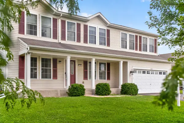 225 S Ash Ln, Whitewater, WI 53190