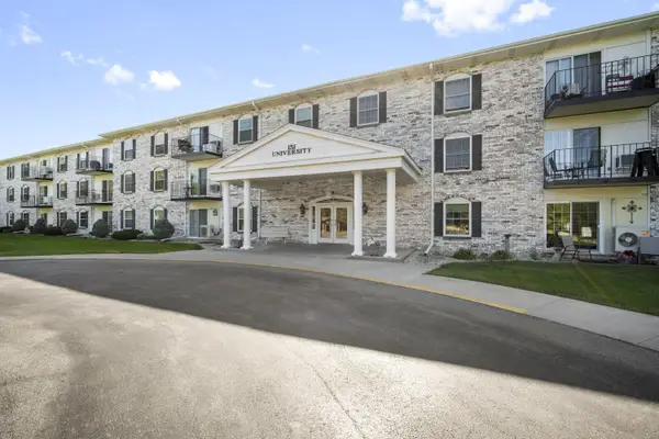 151 N University Dr, West Bend, WI 53095