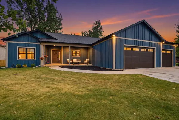 10027 Camelot Dr, Mount Pleasant, WI 53406