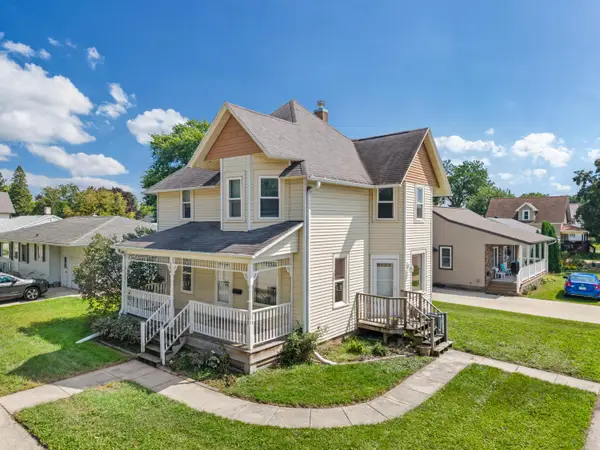 304 Jefferson St E, Caledonia, MN 55921