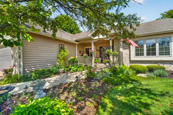 4372 113th St, Pleasant Prairie, WI 53158