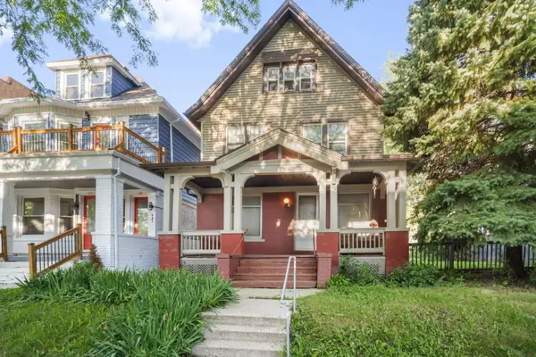 513 N 31st St, Milwaukee, WI 53208