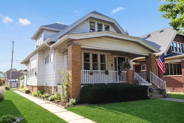 3255 S 12th St, Milwaukee, WI 53215