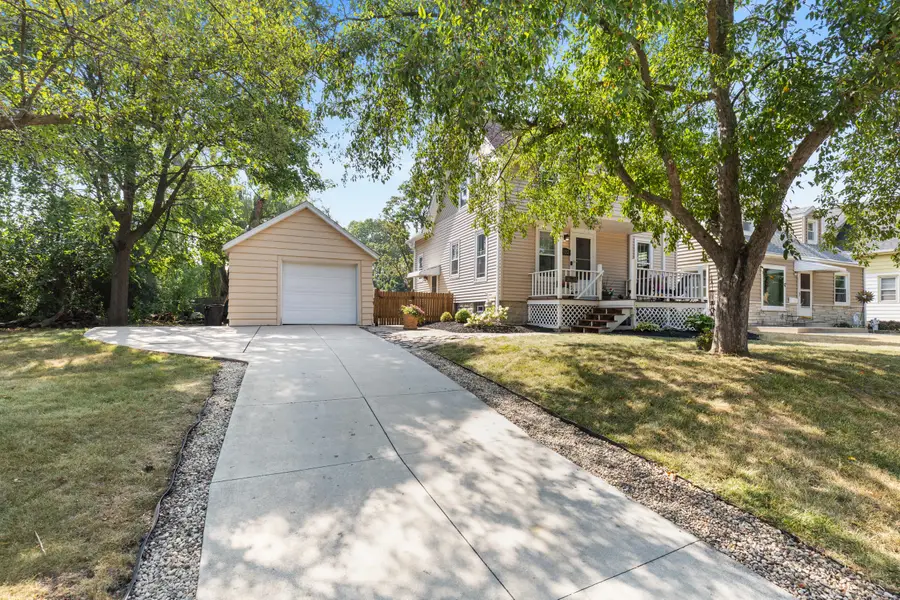 3127 N 90th St, Milwaukee, WI 53222 - #3