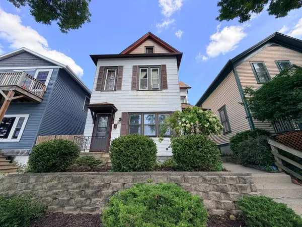 2416 S Burrell St, Milwaukee, WI 53207