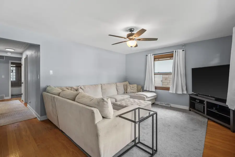 1411 Manitowoc Ave, South Milwaukee, WI 53172 - #3