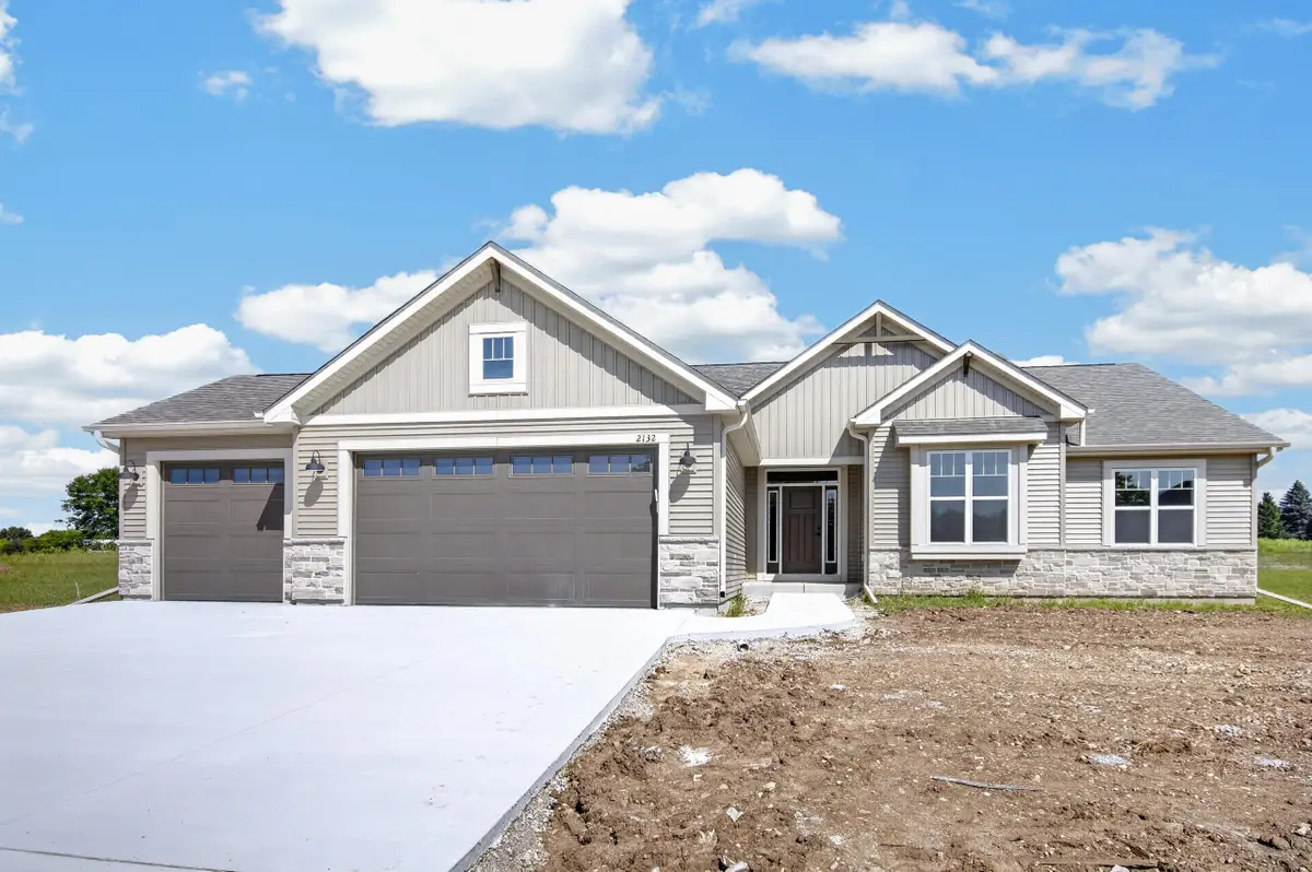 2132 River Glen Way, Burlington, WI 53105 - #1