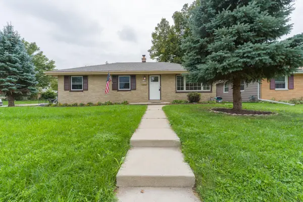 5303 W Wilbur Ave, Greenfield, WI 53220