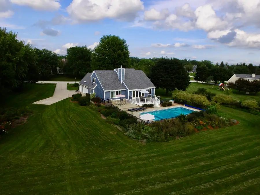 N39W32963 High Hill Ct, Nashotah, WI 53058 - #3