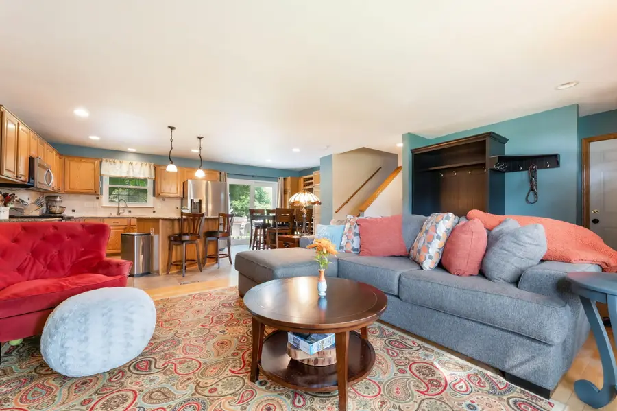 2114 Somerset Ct, Waukesha, WI 53186 - #3