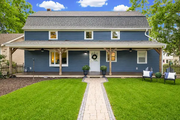 W65N711 St John Ave, Cedarburg, WI 53012