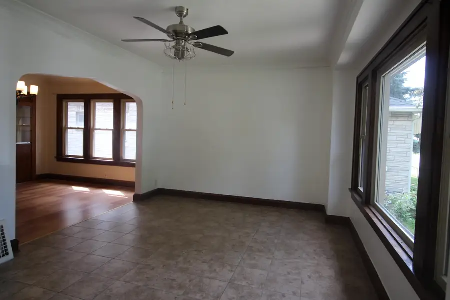 1624 S 56th St, West Allis, WI 53214 - #2