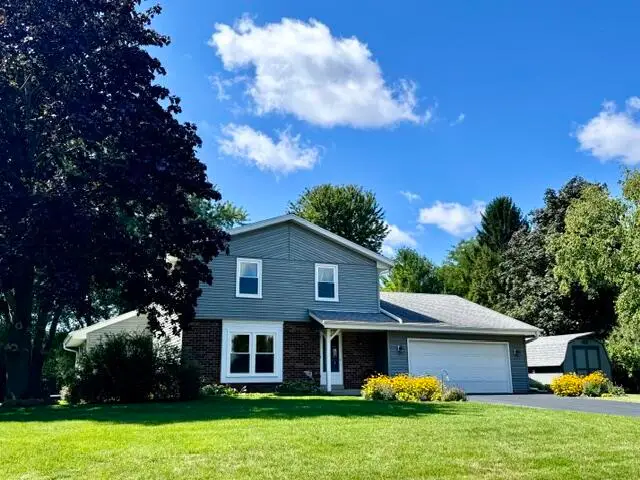 S77W26575 Crestview Ct, Vernon, WI 53189 - #3