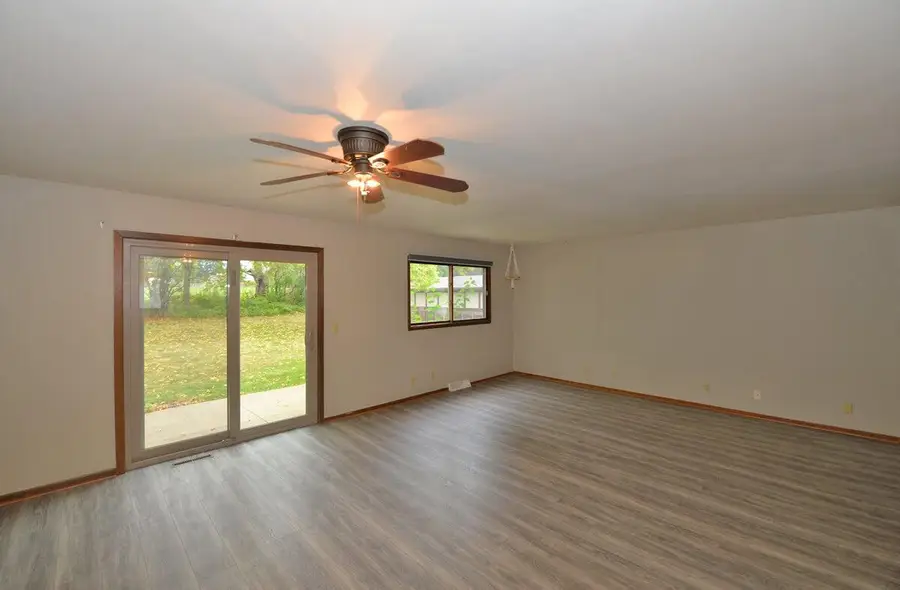 5616 Cambridge Ln, Mount Pleasant, WI 53406 - #3