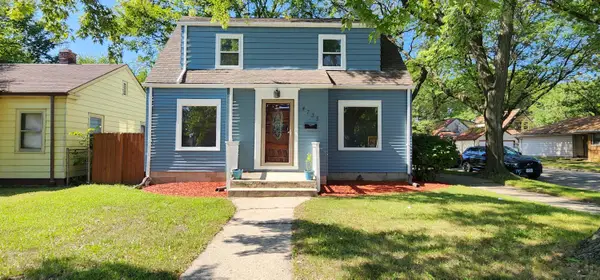 4735 W Fon Du Lac Ave, Milwaukee, WI 53216