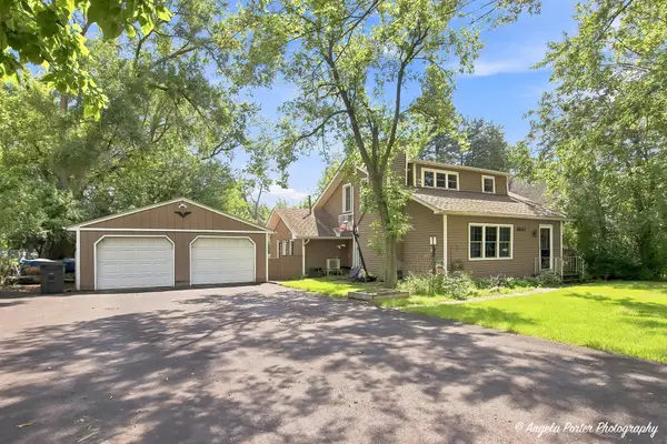 28317 107th Pl, Salem Lakes, WI 53179