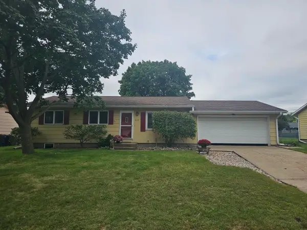 633 12th Ave N, Onalaska, WI 54650
