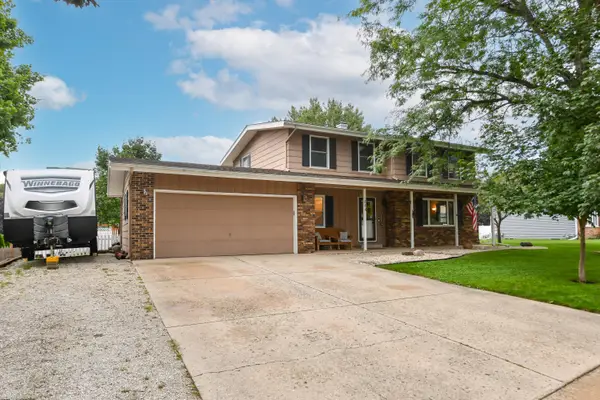 664 Austin Rd, Burlington, WI 53105
