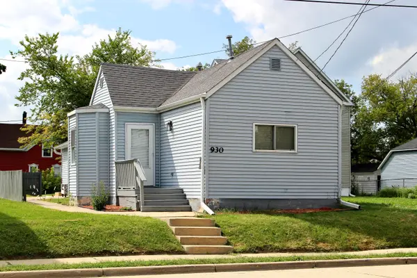 930 N Memorial Dr, Racine, WI 53404